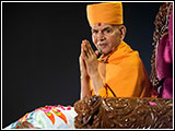 Celebrate Mahant Swami Maharaj's Birthday