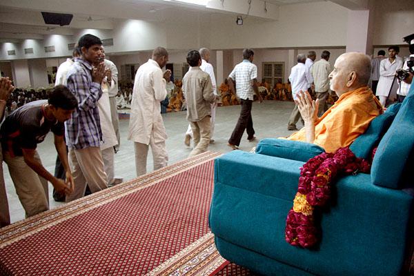 Blesses an Ordinary Devotee